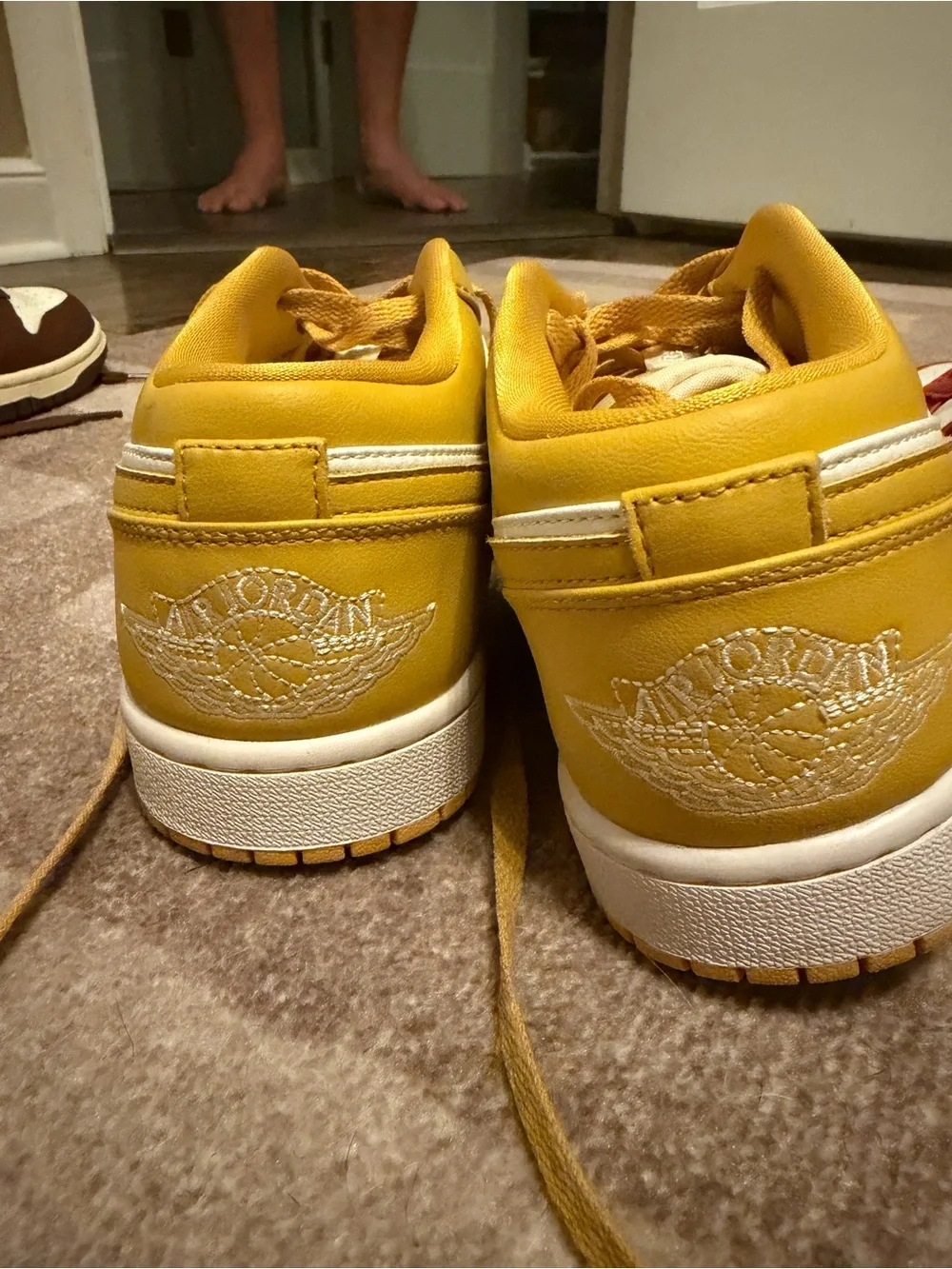 Jordan Low Top Sneakers - Yellow/White mens 7.5 women’s 9